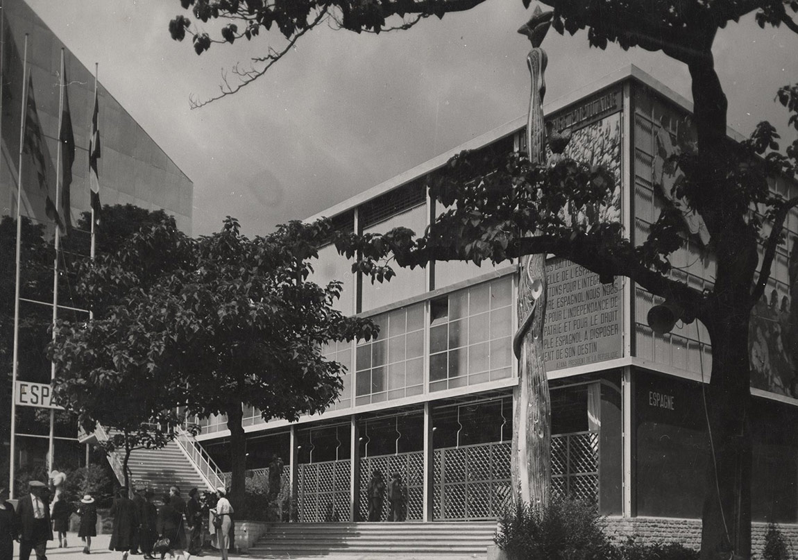 Guernica, The Reaper ve İspanya Tarihinden Notlar