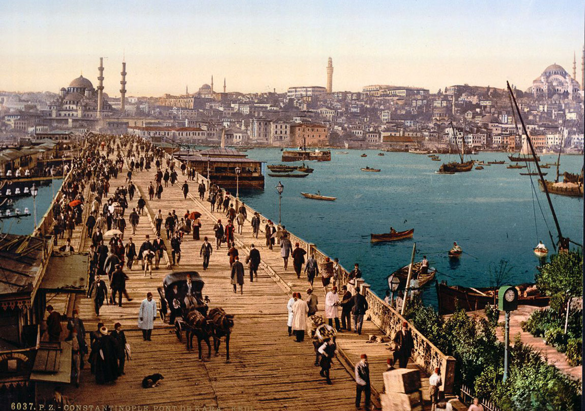 Tuhaf Etki’de 