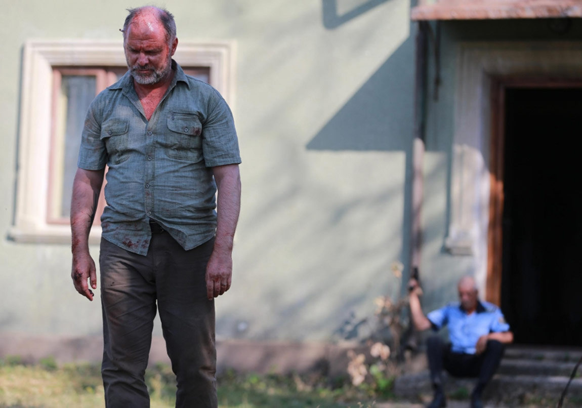 Balkamanya’da Köpekler, Sieranevada ve Yeminli Bakire