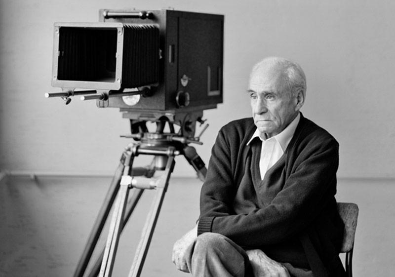 Sinemaya Duyulan Tutkunun Kitabı