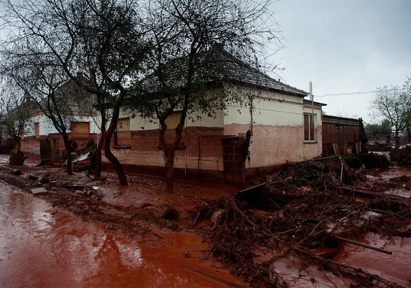 Esra Ertuğrul Tomsuk’un “Rezervuar” Sergisi NUE’de