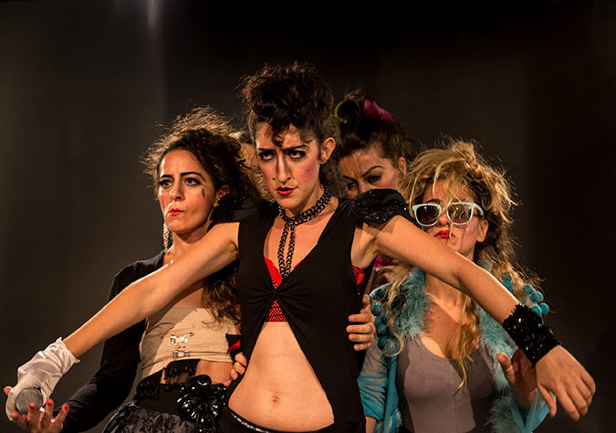 Yalınayak Müzikhol UNIQ Açık Hava Sahnesi’nde