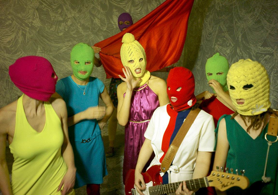 Pussy Riot Yeni Klibini Paylaştı