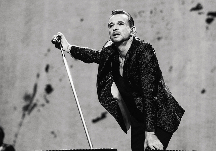 Los Angeles Sokaklarında Bir Astronot: Depeche Mode
