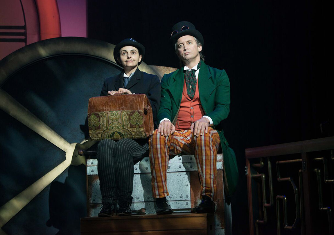 Jules Verne’in 80 Günde Dünya Turu Oyunu Sahnede!
