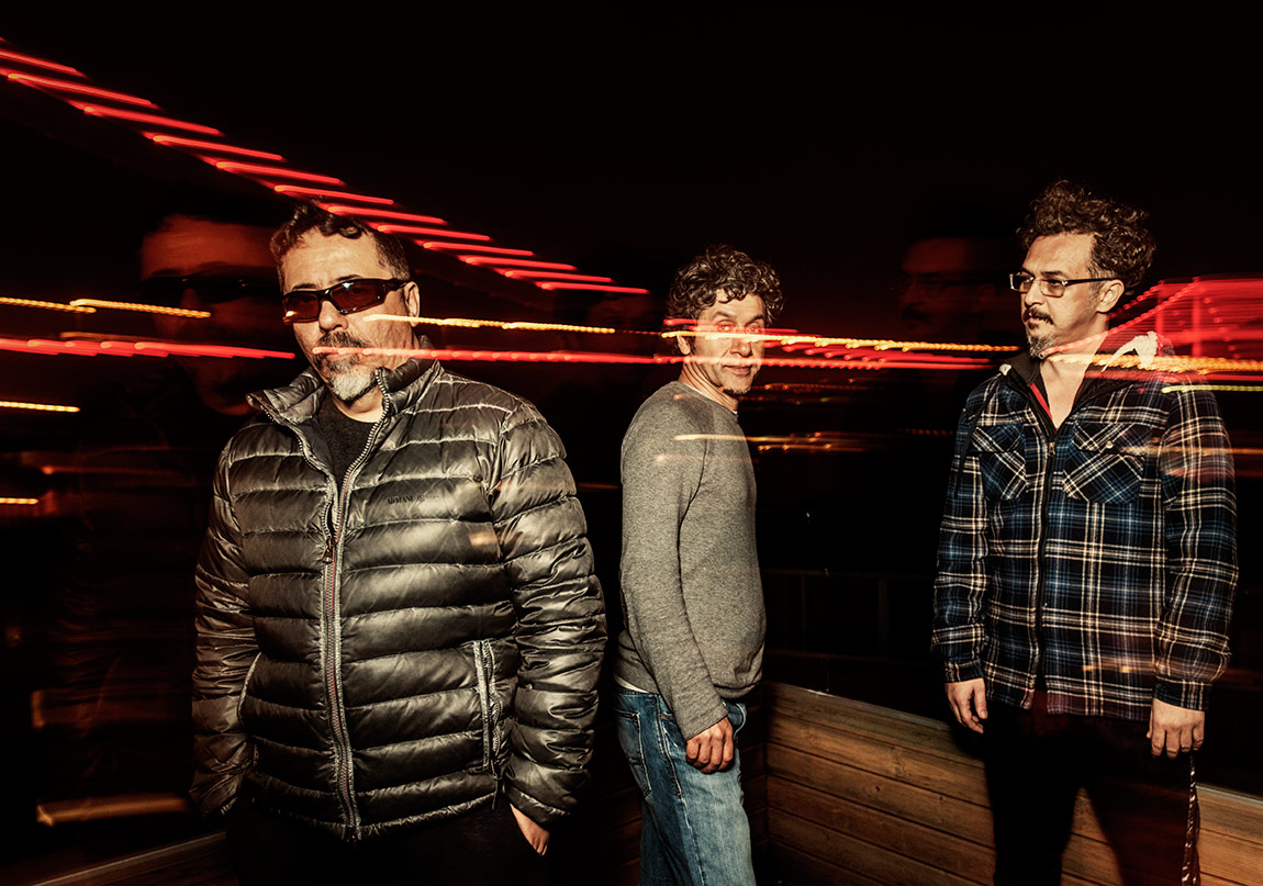 Rebel Moves 25 Mart’ta Sahnede!
