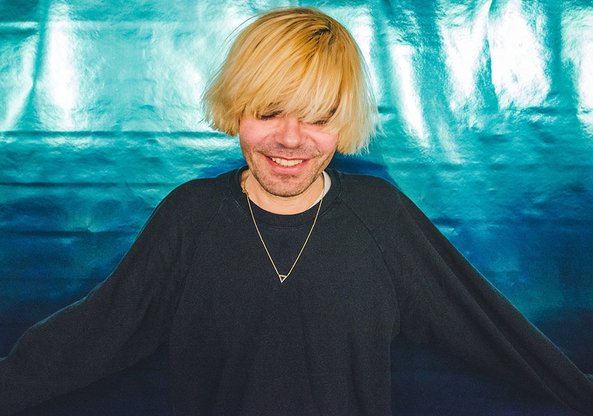 Tim Burgess Plaklarını İstanbul'da Çalacak