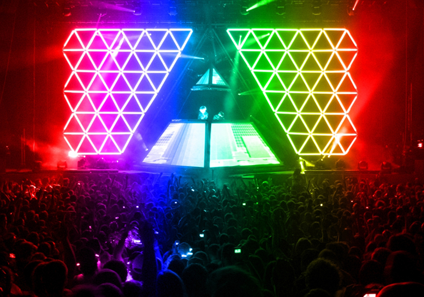 Daft Punk'ın 2007 Alive Turundan Daha Önce Yayımlanmamış Görüntüler