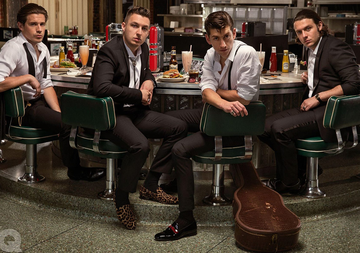 Arctic Monkeys’den Destek