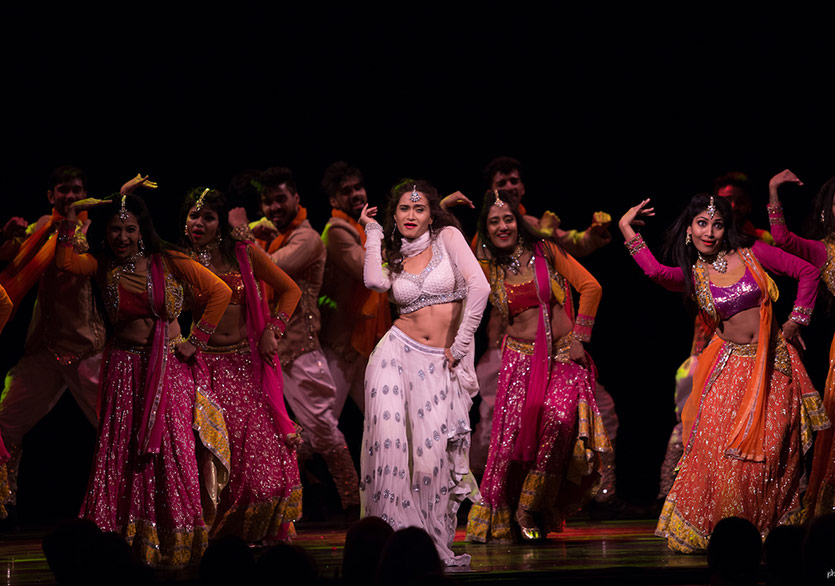 Bollywood’un Taj Express Müzikali Bu Akşam Son Kez Sahnede!