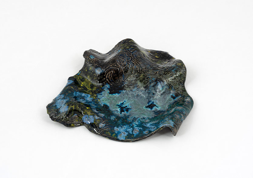 Lara Ögel’in “Üzerimdeki Yıldızlı Gökyüzü ve İçimdeki” Sergisi Galerist’te