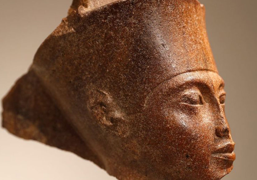 Kral Tutankhamun’un Antika Heykeli Rekor Rakama Satıldı 