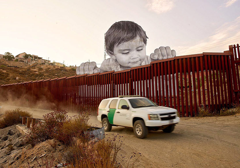 JR’ın Sınırdaki Göçmen Enstalasyonu 
