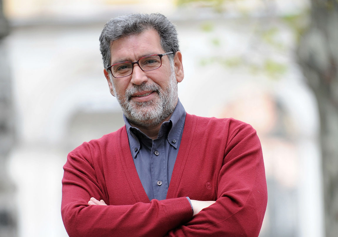 Türkçeyi Özne Edinmiş Bir Şair: Enver Ercan