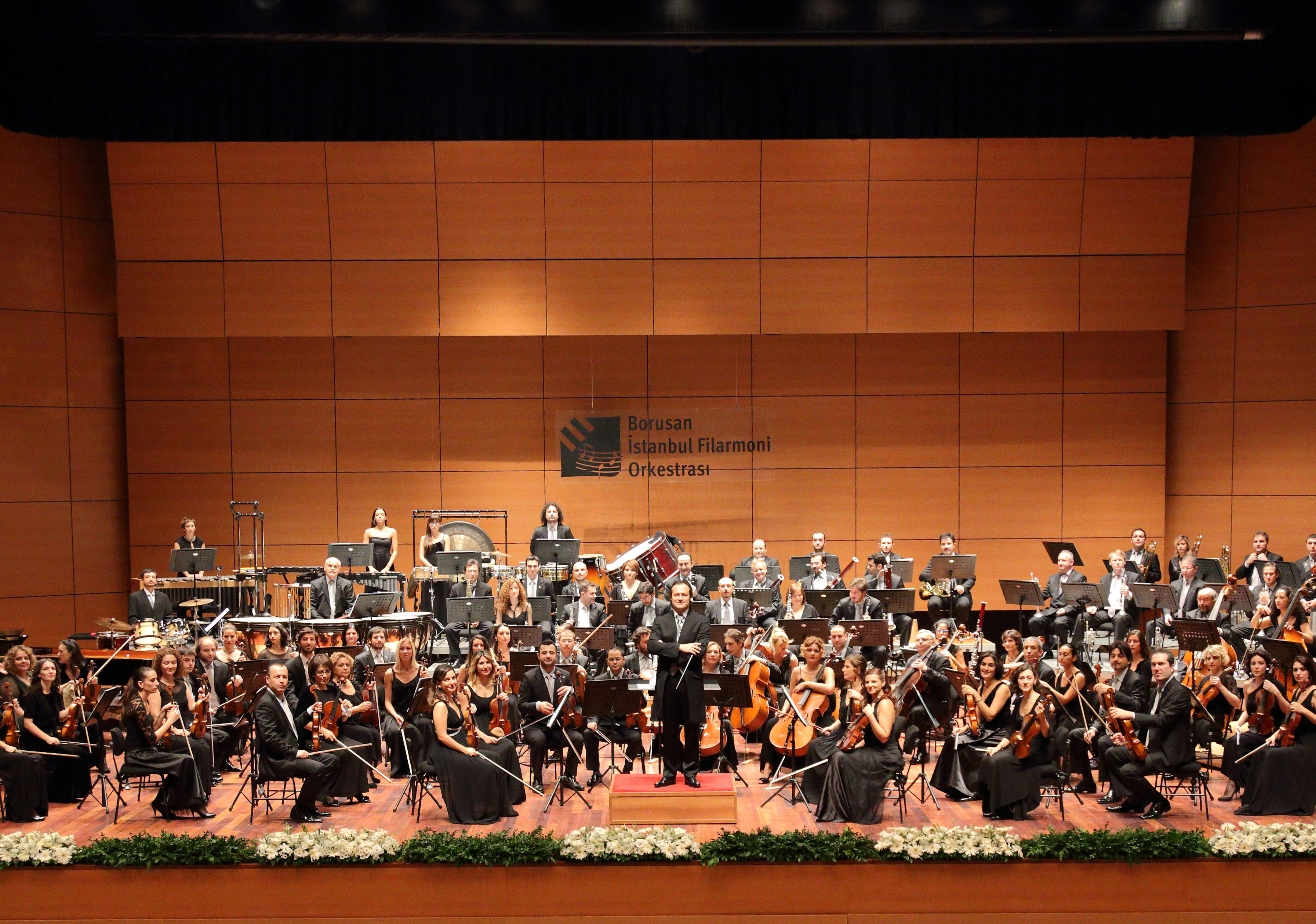 Yıl Boyu Sanat, Yıl Boyu Festival