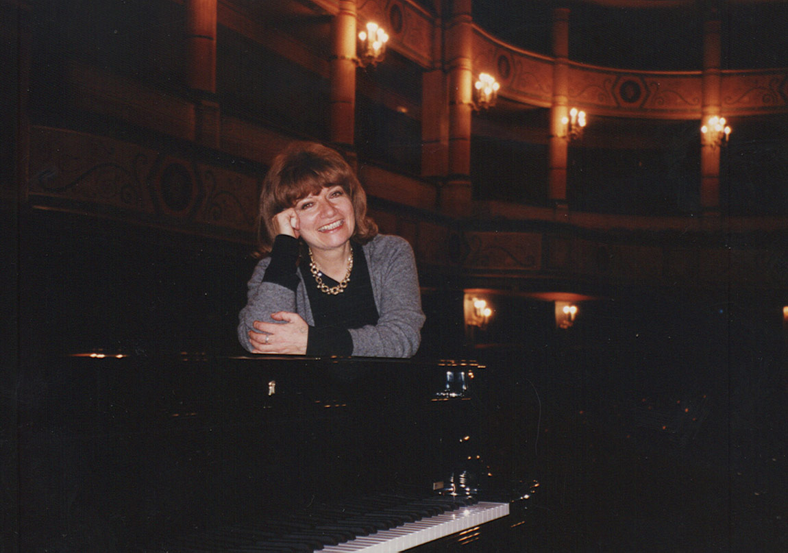 İdil Biret Konseri 17 Nisanda !