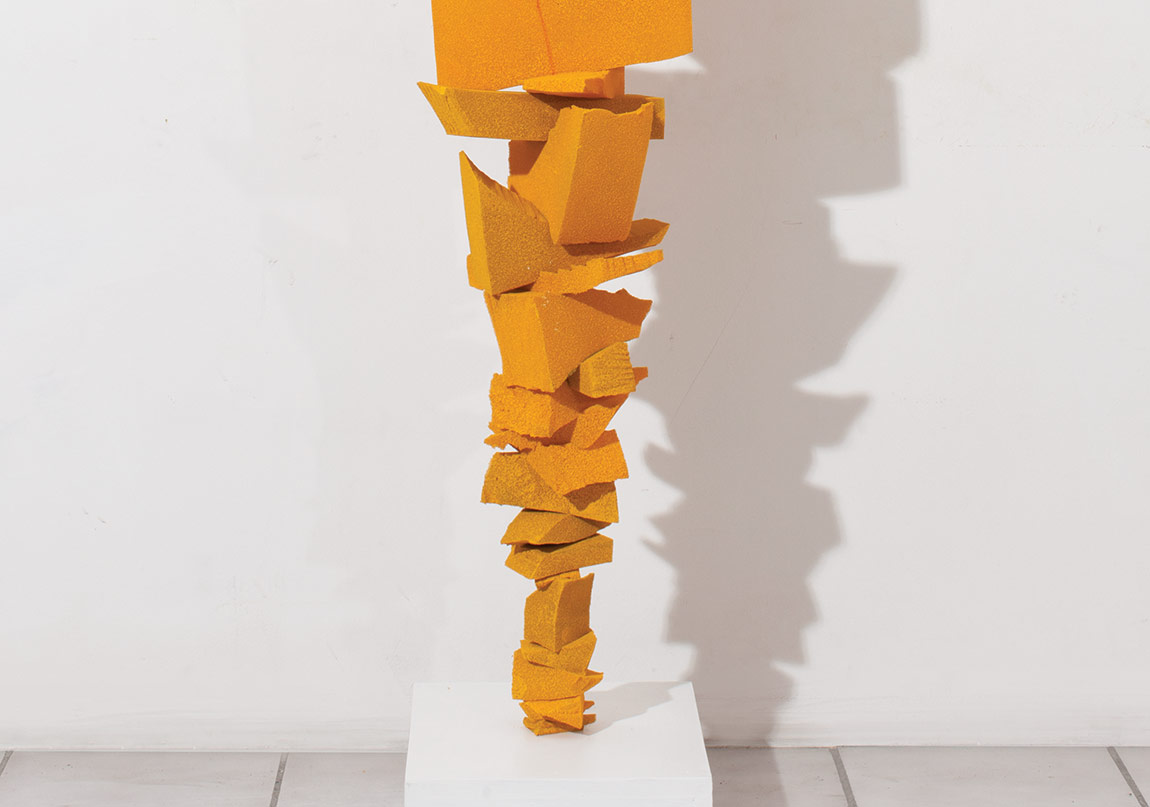 Sünger Soyut Formlarla Hayat Buluyor