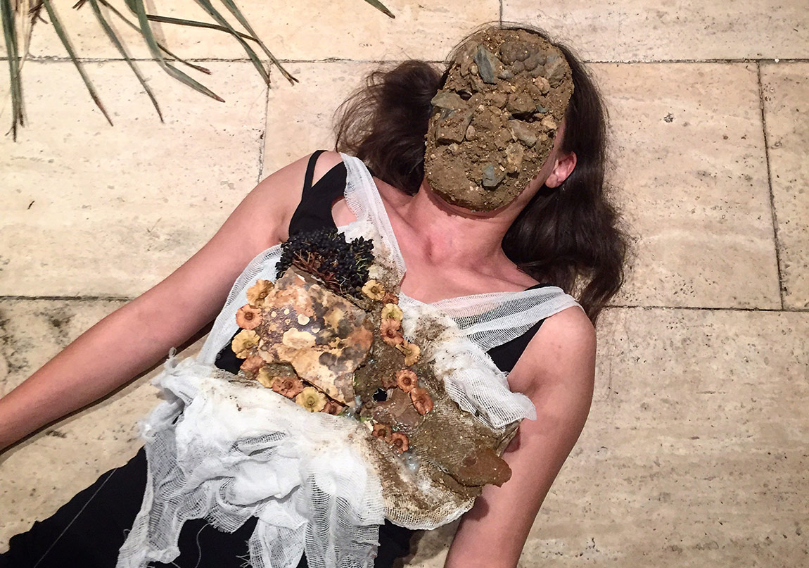 Kuzgun Acar’dan İlham Alan Performans