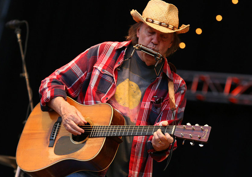 Neil Young’dan Dört Plaklık Set Müjdesi