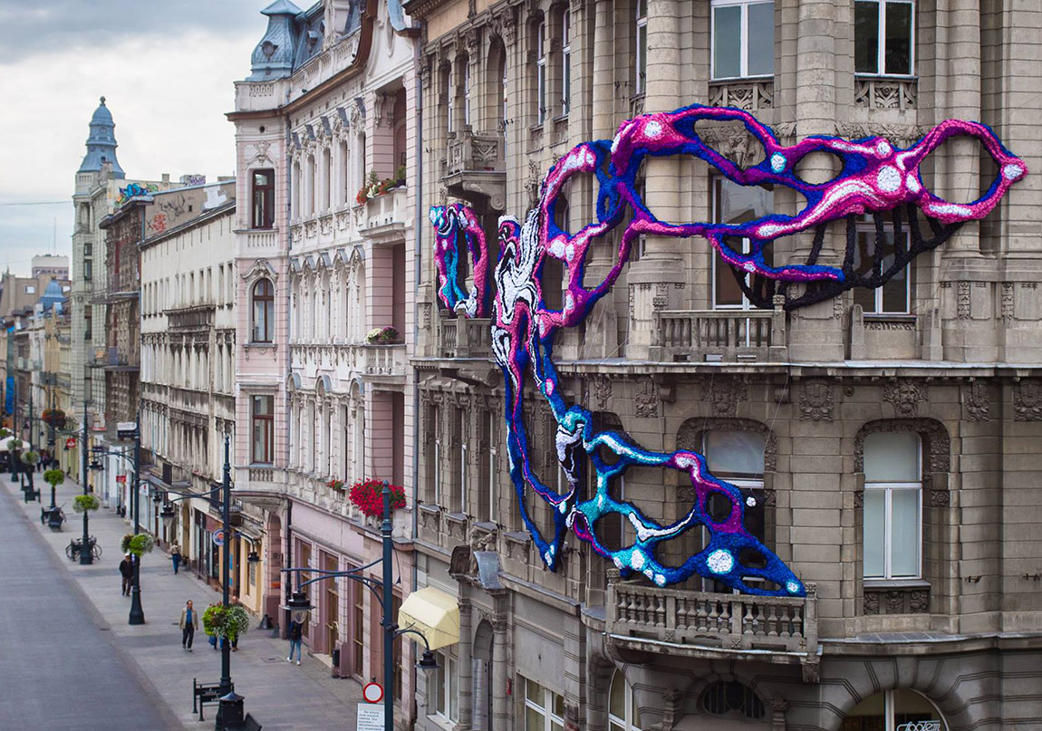 Tarihi Binayı Saran Doku