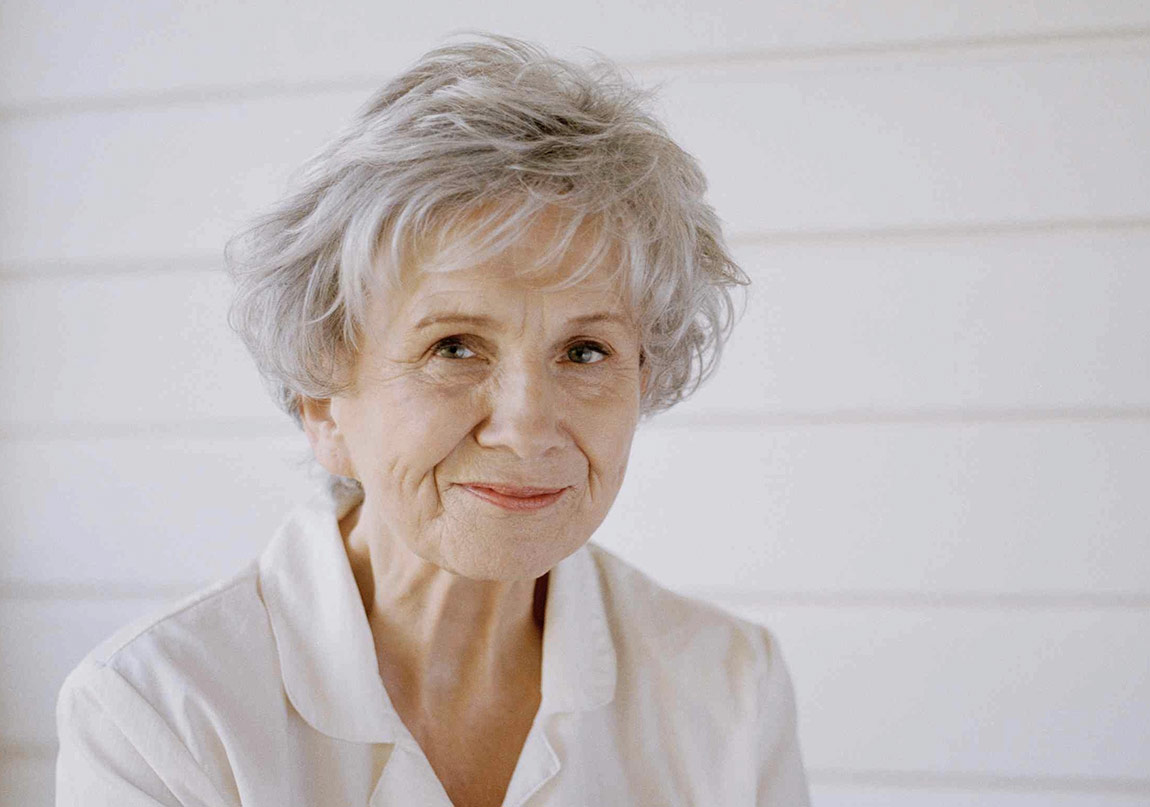 Alice Munro’dan İki Yeni Öykü Kitabı