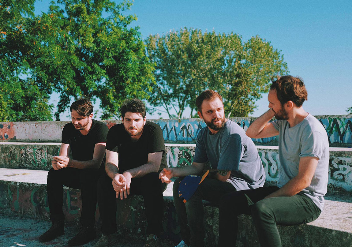 The Away Days Yeni Albümlerinin Lansman Konseriyle Geliyor!
