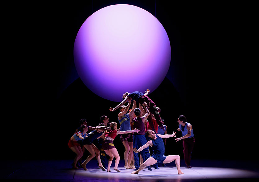 CCN/Aterballetto, 54. İstanbul Müzik Festivali Kapsamında AKM’de