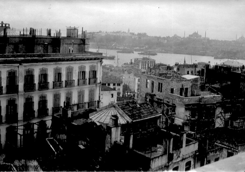 Salt’ın “Melankoli ve Kent” Programı Devam Ediyor