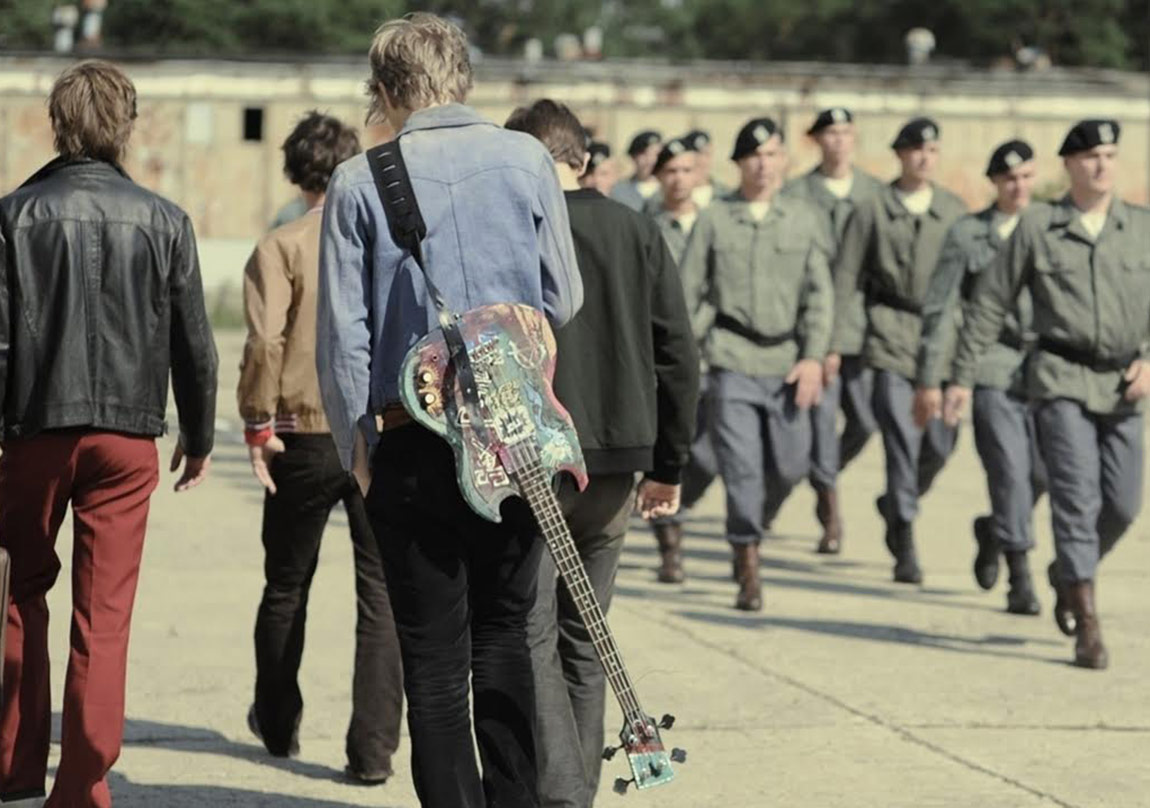 Bu Programa Kulak Verin!