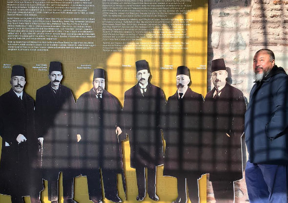 Ai Weiwei Neden İstanbul'da?