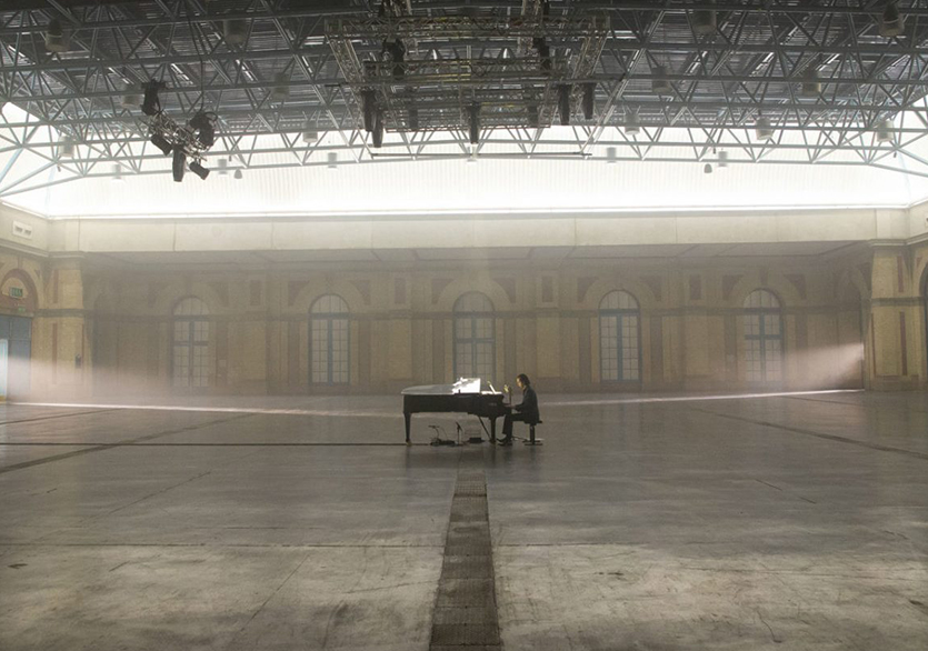Nick Cave’den Yeni Solo Piyano Performansı