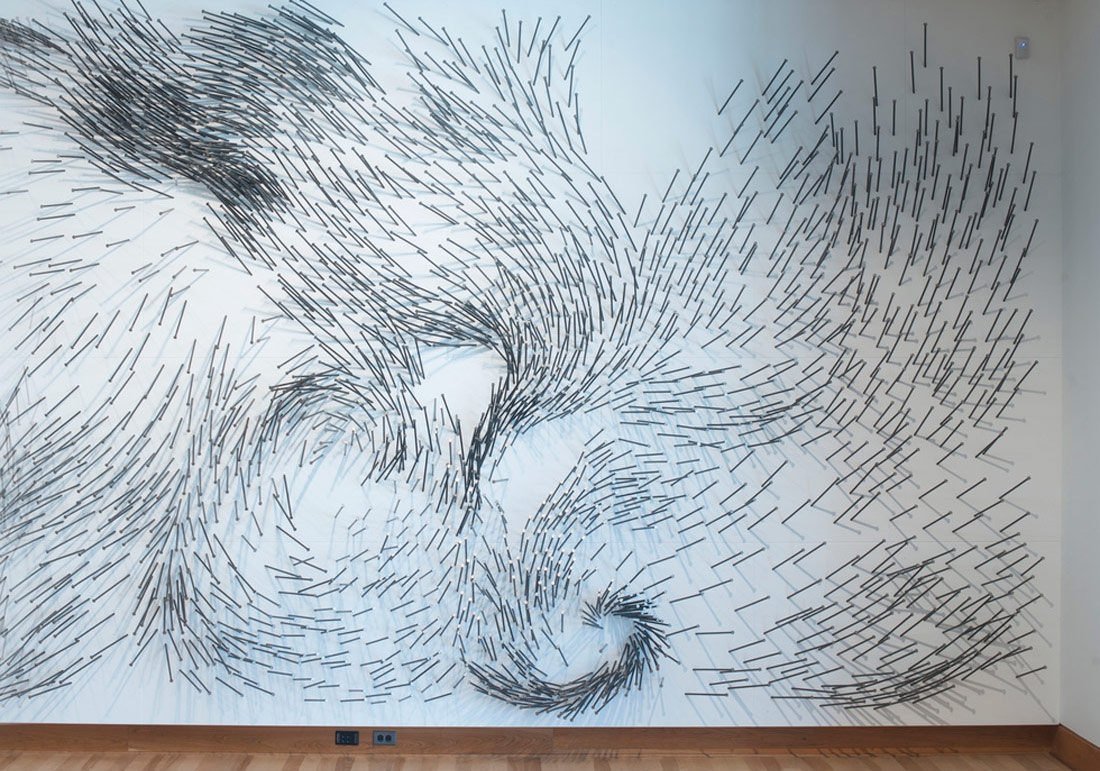 Çiviler Çizgilere Dönüşüyor