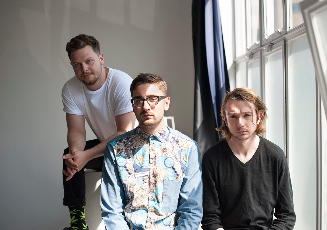 Alt-J Yeni Klibini Paylaştı