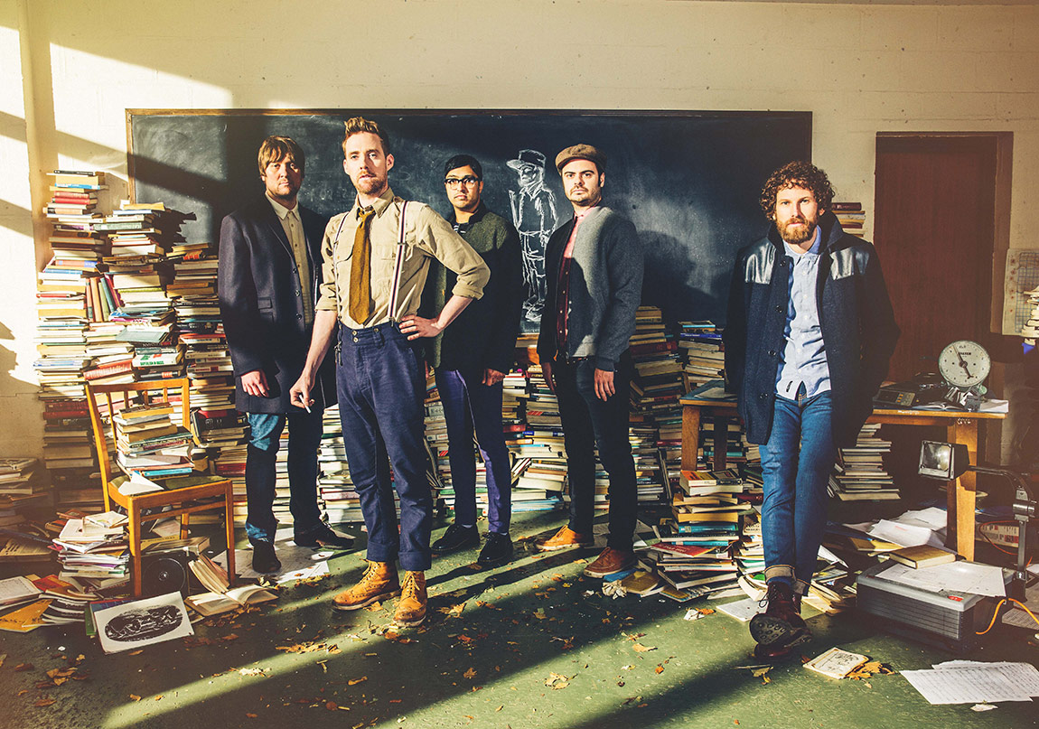 Clean Bandit, Kaiser Chiefs ve Tom Odell Aynı Sahnede