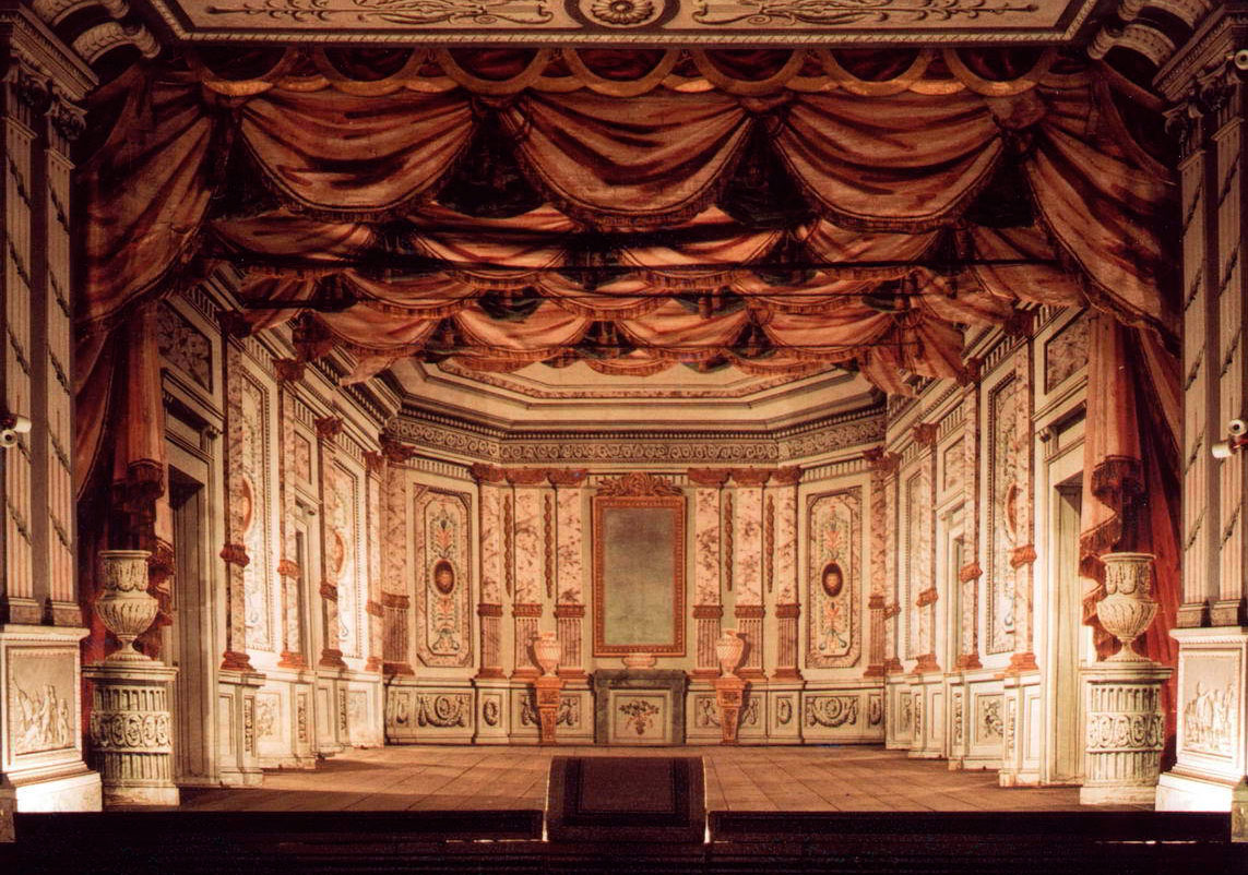 Sahnede Yeni Metinlere Yer Açın!