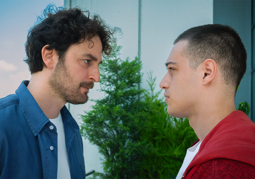 Selman Nacar’ın Yeni Netflix Dizisi “Palas Pandıras”tan İlk Kareler Paylaşıldı