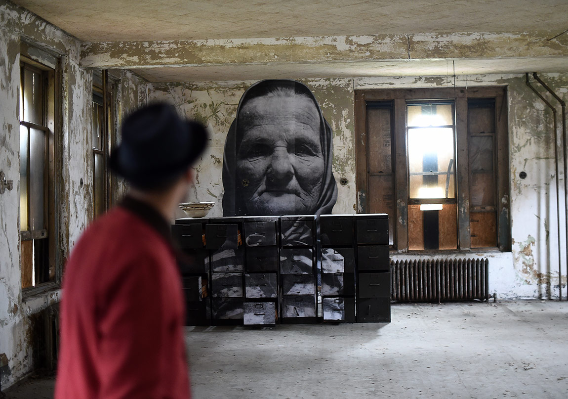 ELLIS’i Bu Kez Dinliyoruz