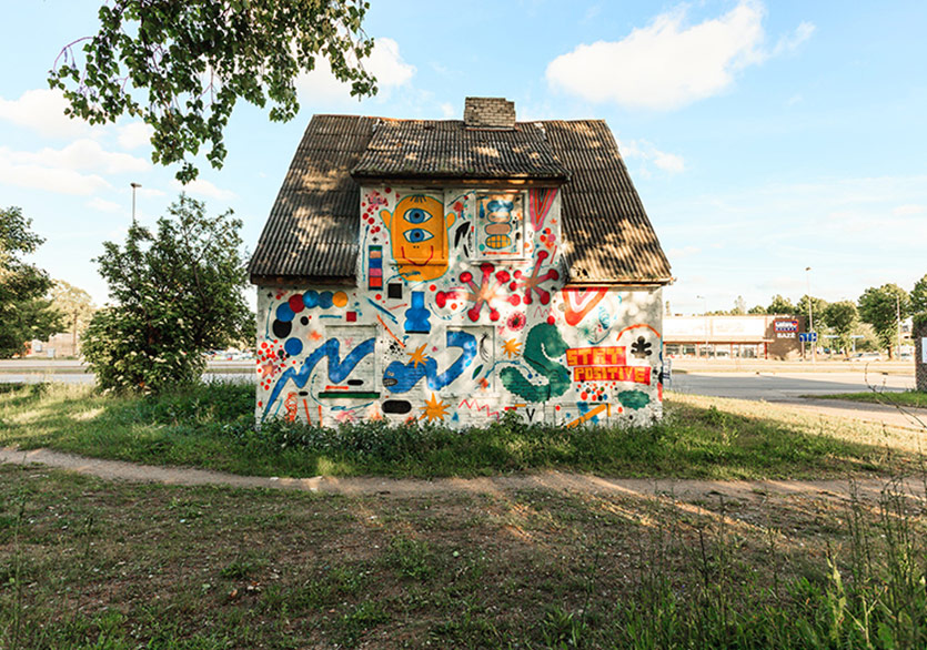 Viran Evden Sanat Eserine