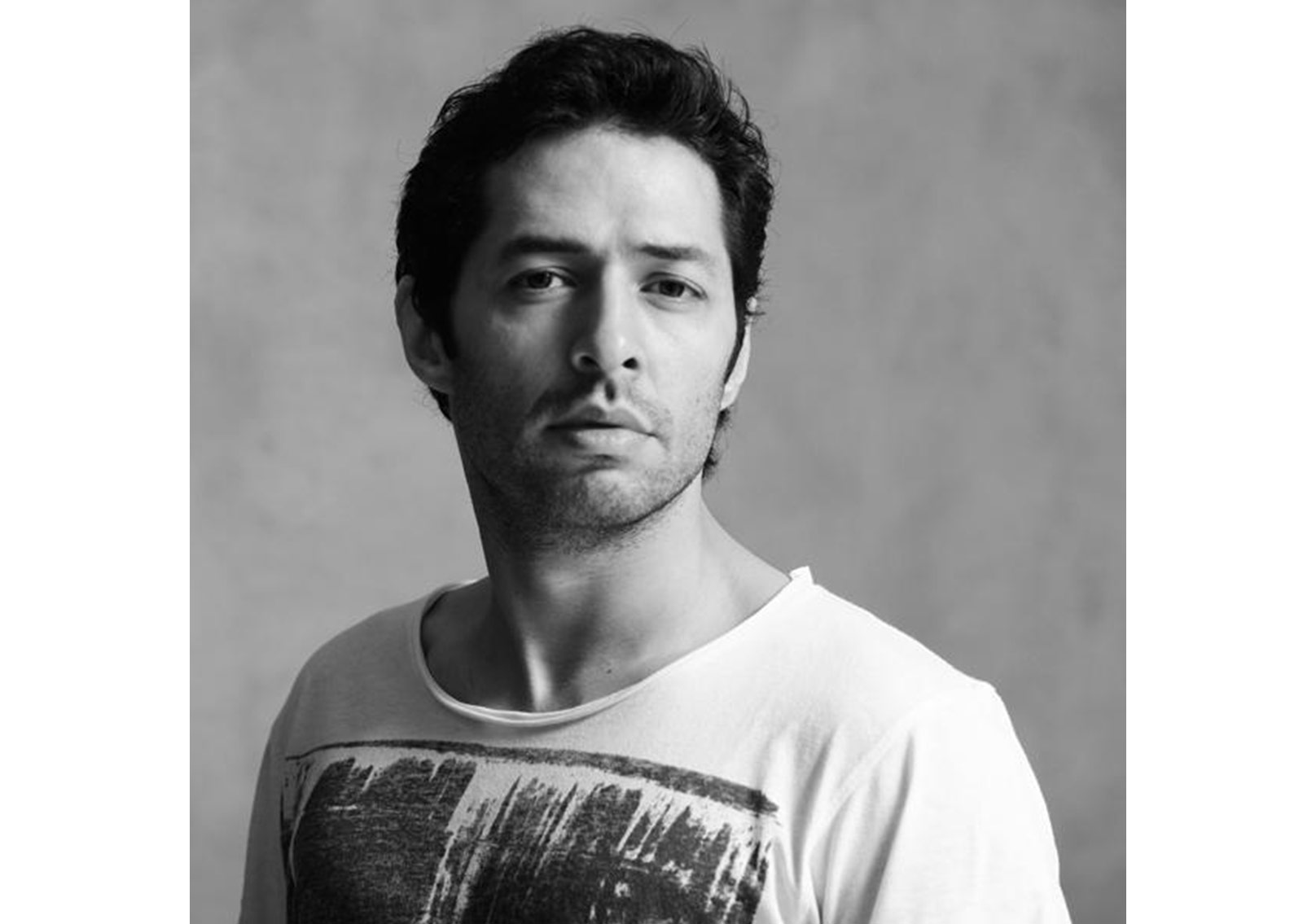 Hayalimizdeki Raif Bey Şimdi Mert Fırat'ın Sesiyle