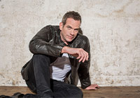 Garou, “The Best Of” Turnesiyle Türkiye’de