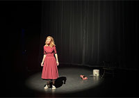 İnci Türkay’ın “Liste” Oyunu Prömiyerini Yaptı