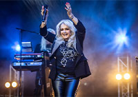 Bonnie Tyler, 18 Haziran’da Harbiye’de Konser Verecek