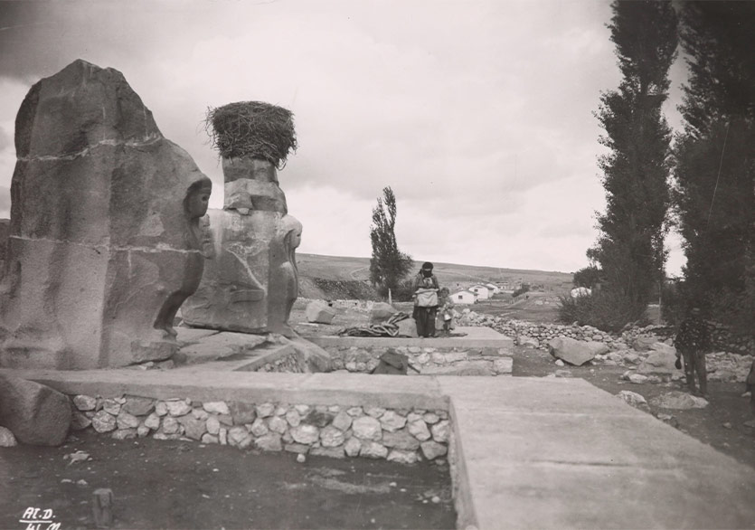 “Bir İdealin Peşinde: Atatürk ve Alaca Höyük” Sergisi Yapı Kredi Müzesi’nde