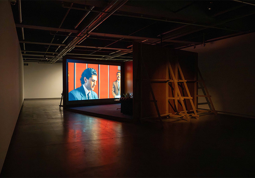 Onur Gökmen’in “Toprakaltı” Sergisi Salt Galata’da