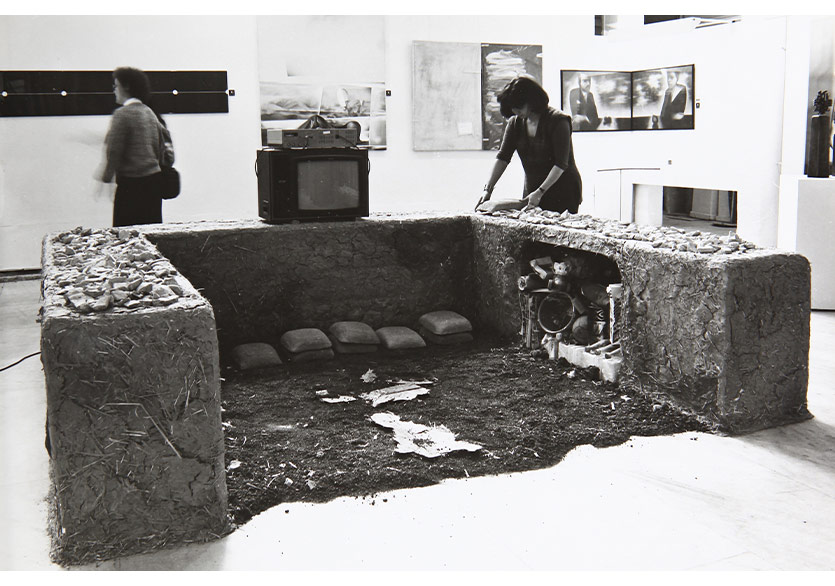 Handan Börüteçene’nin “Üç İç Denizin Ülkesi” Sergisi Salt Beyoğlu’nda