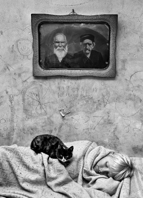 Fotoğraf Zihinle Başlar ve Zihinle Biter: Roger Ballen Retrospektifi