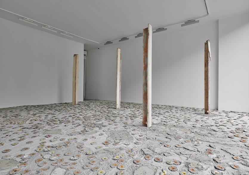 Eda Soylu’nun “Alt/Üst” Sergisi Merdiven Art Space’te