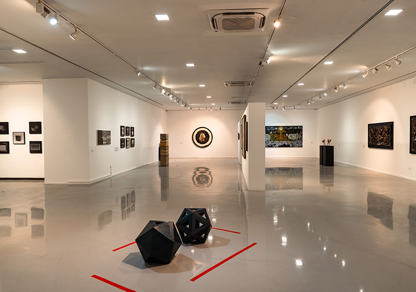 Taksim Sanat’tan Yeni Sergi: “Yüzeyin Derinliğinde”