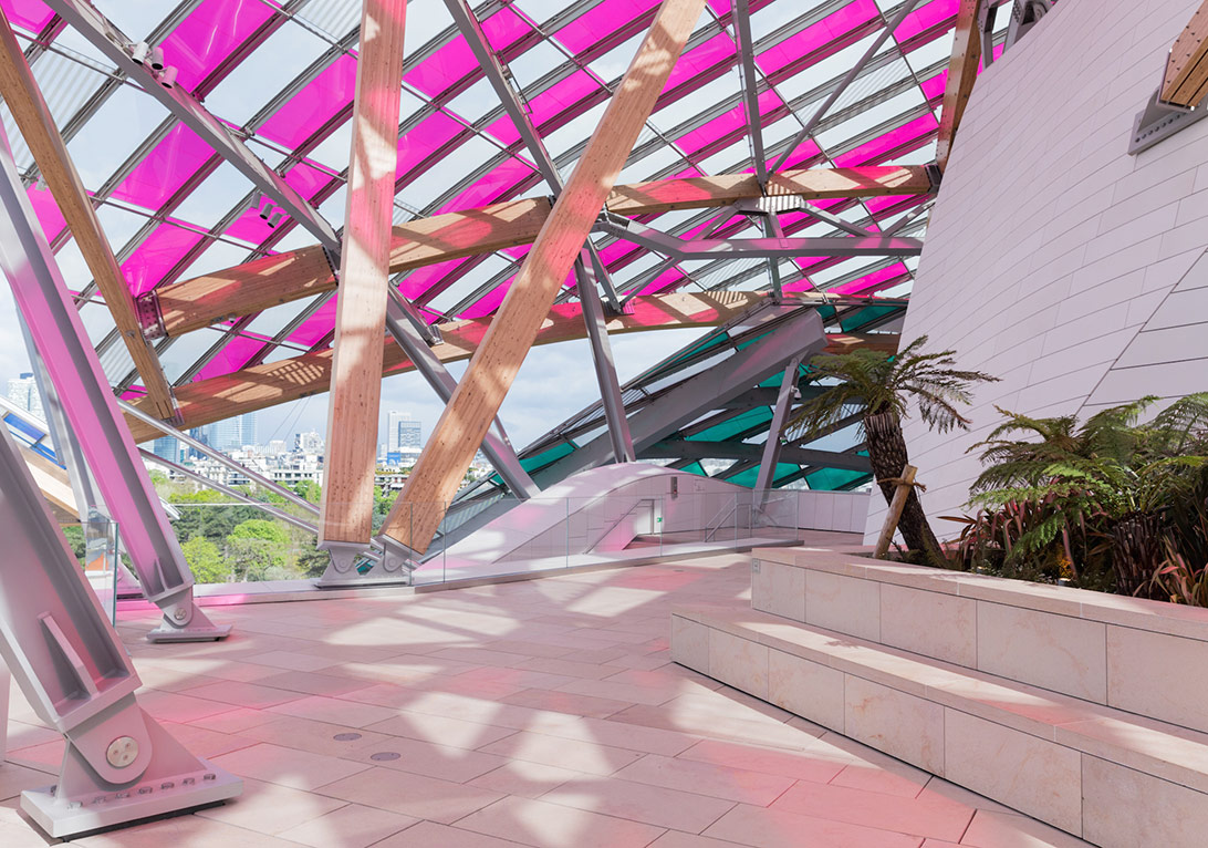 Daniel Buren’in Paris Çıkarması