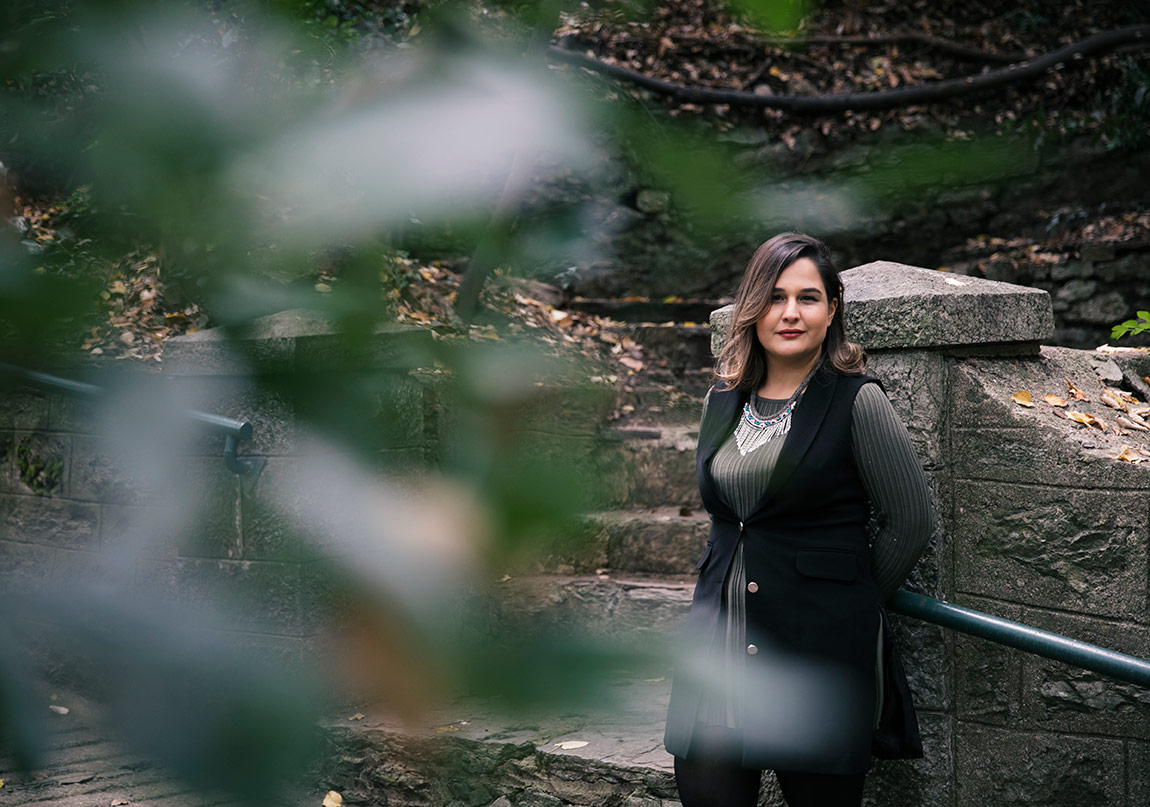 Nazlı Karabıyıkoğlu’nun Öyküsü İngilizcede!